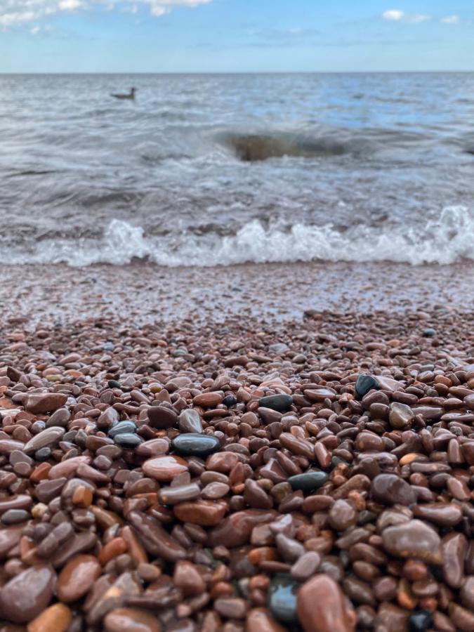 Shoreline Inn Grand Marais Buitenkant foto