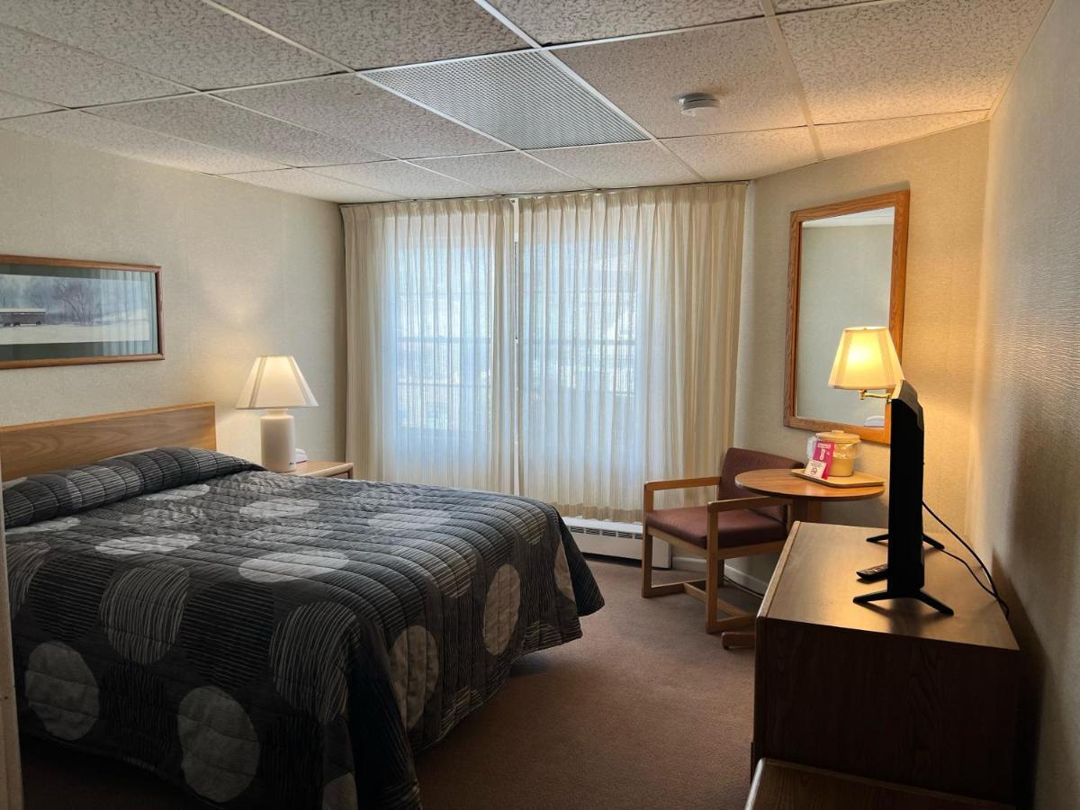 Shoreline Inn Grand Marais Buitenkant foto