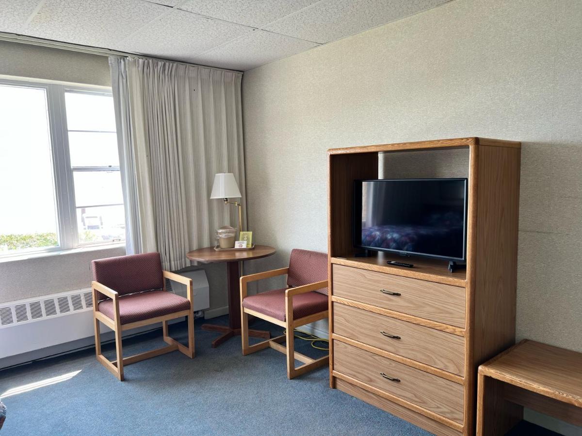 Shoreline Inn Grand Marais Buitenkant foto